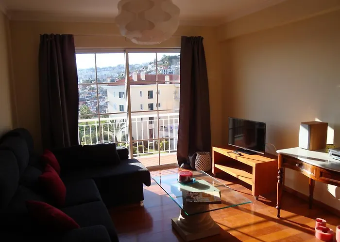 Excelente T3 Duplex Funchal